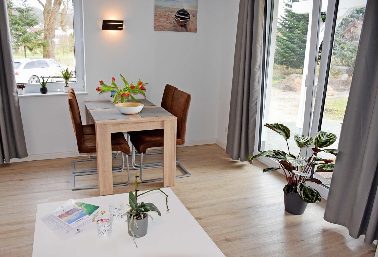 Ferienwohnung Sellin Am Seepark エクステリア 写真