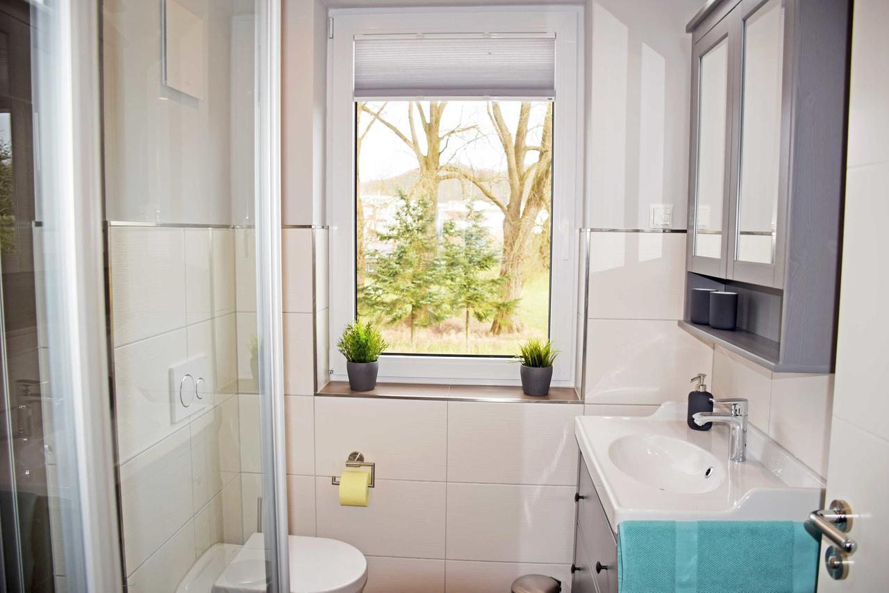 Ferienwohnung Sellin Am Seepark エクステリア 写真