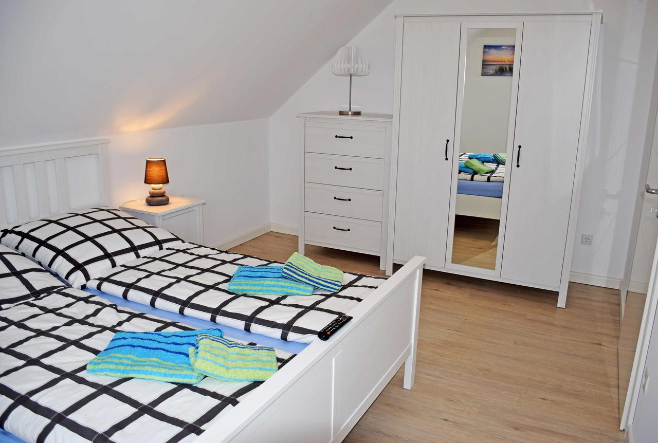 Ferienwohnung Sellin Am Seepark エクステリア 写真