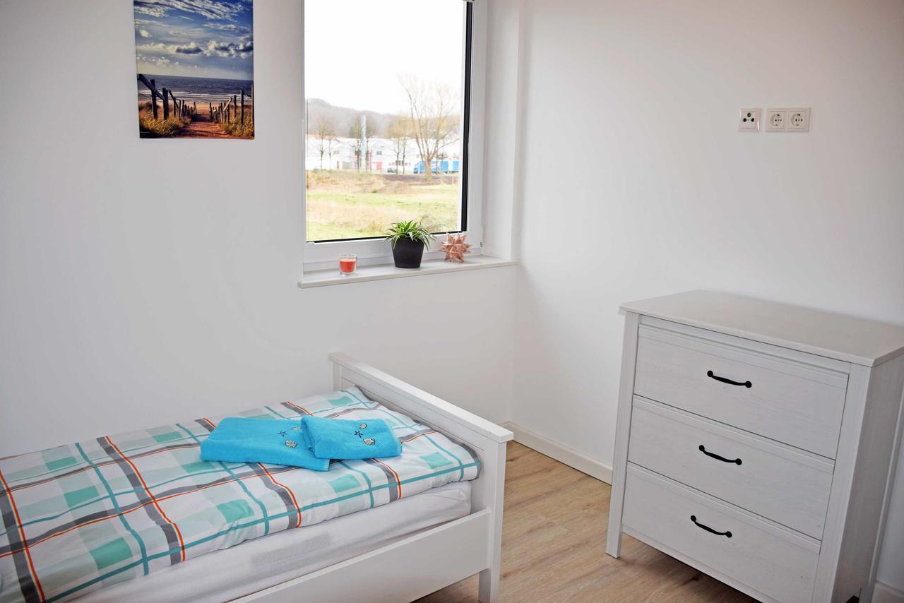 Ferienwohnung Sellin Am Seepark エクステリア 写真